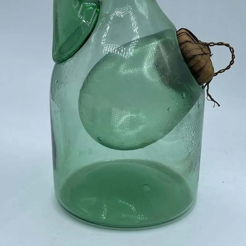 Vintage Italian wine decanter green glass chill without watering down.